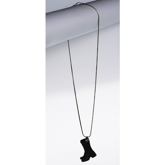 Rubber Boots Necklace - Picture 3 of 3